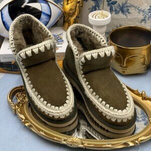 🆕 MOU 🧿 NWOT WOB Olive Green Eskimo Ankle Boot, Cream Overstitch, Sz EU 36